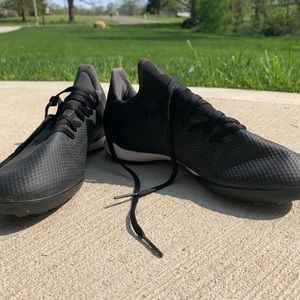 Indoor/turf soccer cleats